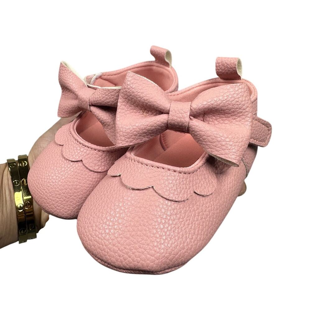 Lucky Brand Baby Girl Pink Bow Mary Jane Crib Shoes Size 3 - Picture 7 of 8